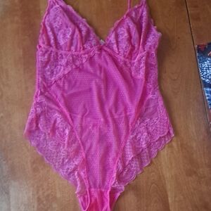 La Vie En Rose Vibrant Pink Lace Chemise
